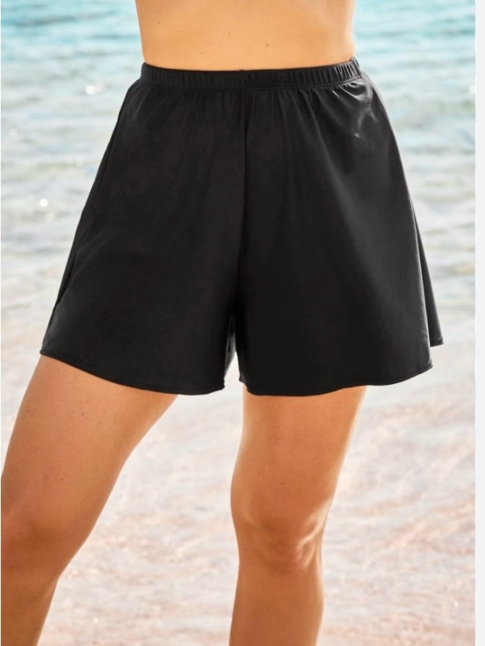 A Shore Fit boxer-style swim shorts, a modest swimwear and comfortable. Size 10